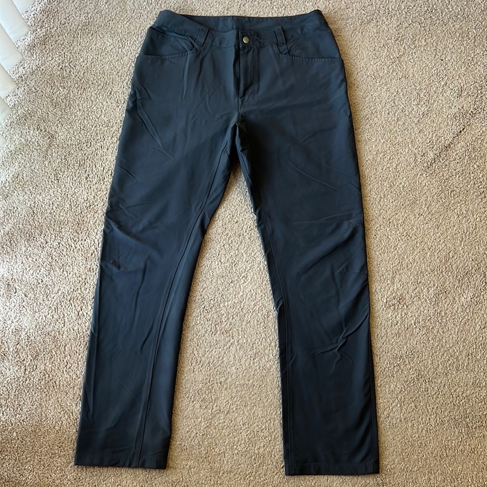 The North Face Grey 5 Pocket Stretch Nylon Lightweight Hiking Field Pant